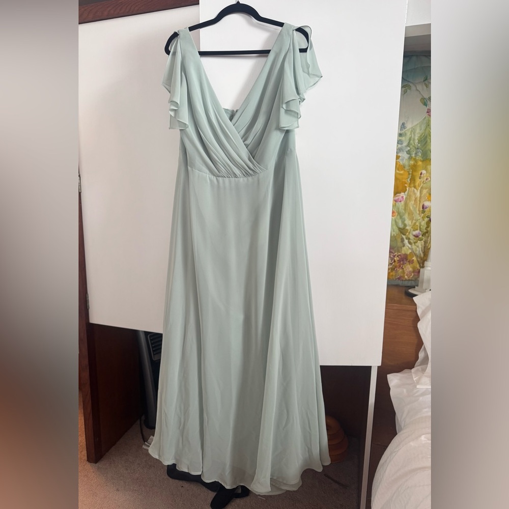 Sage Green David's Bridal Bridesmaids Dress